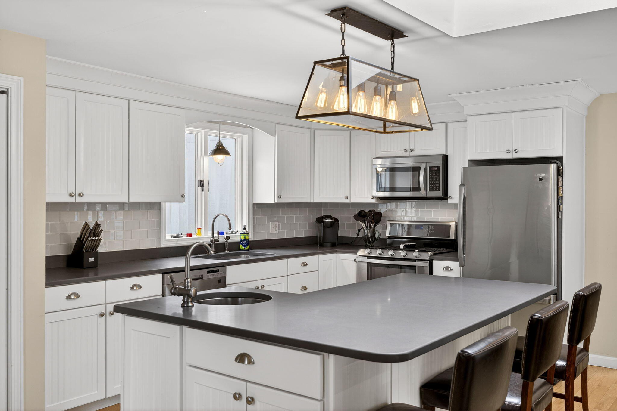 17,17A,17B Cranberry Lane Falmouth MA 02540