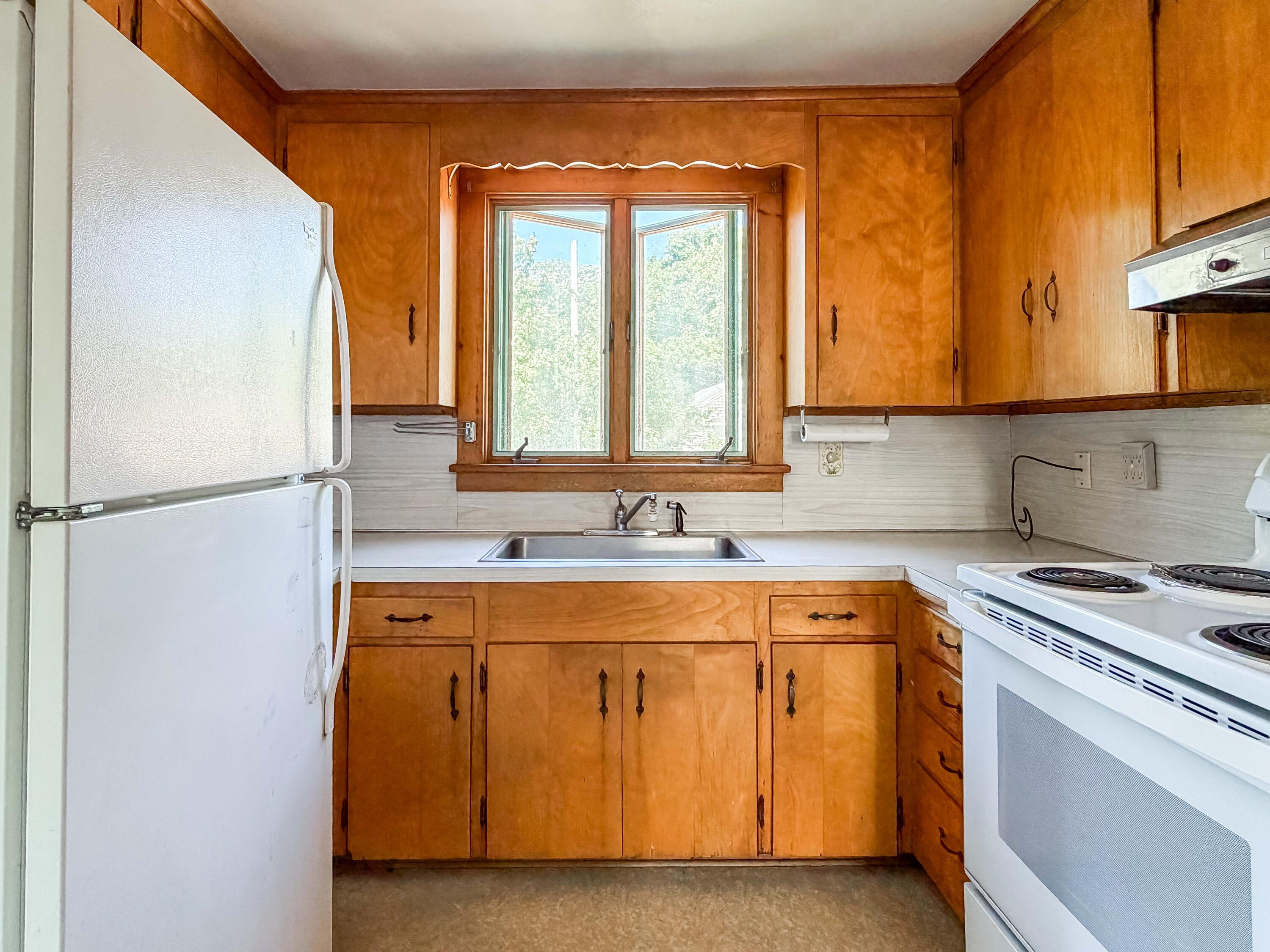 41 Edgartown Road Vineyard Haven MA 02568