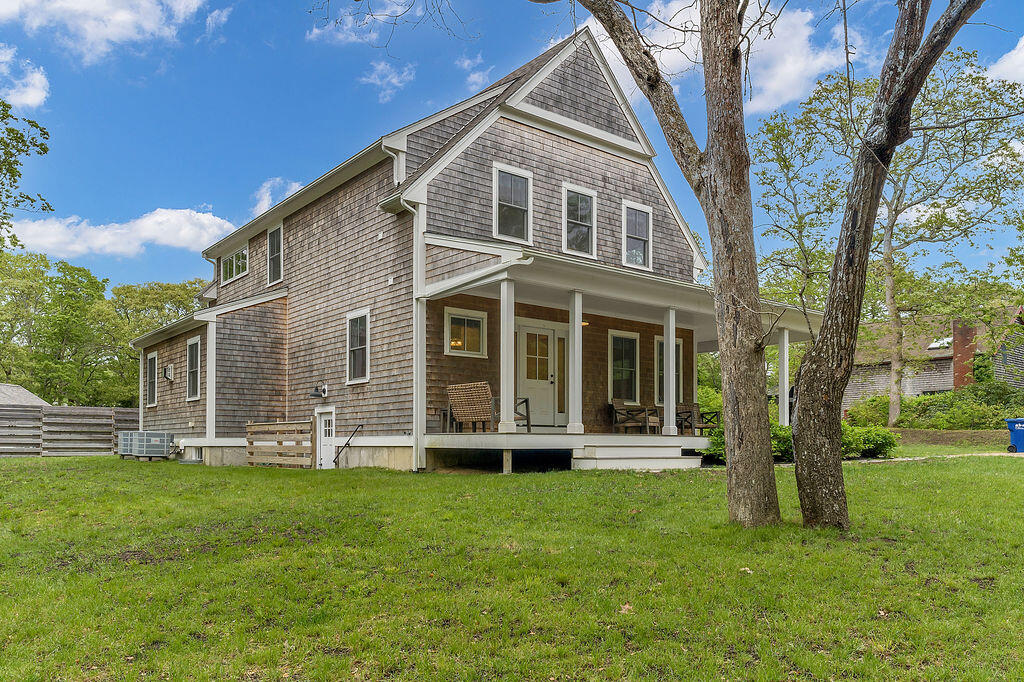 28 Grovedale Road Oak Bluffs MA 02557