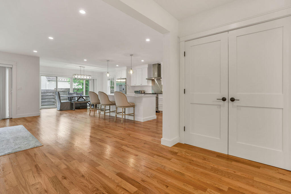 28 Grovedale Road Oak Bluffs MA 02557