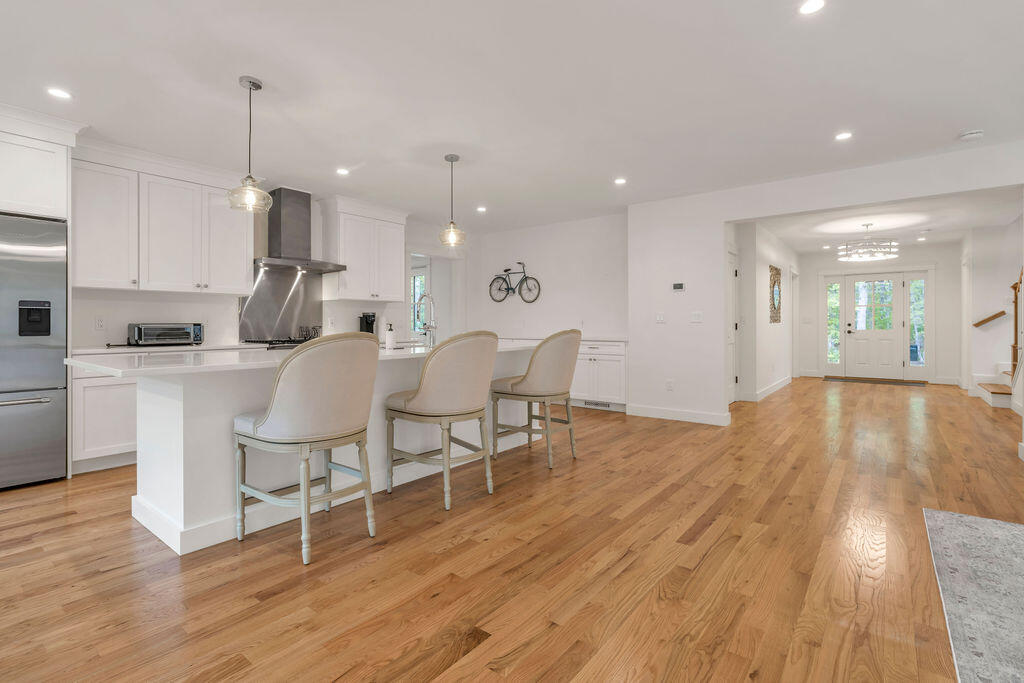 28 Grovedale Road Oak Bluffs MA 02557