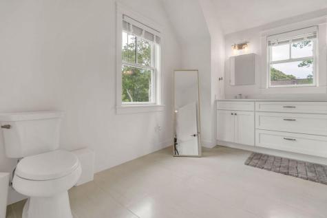 28 Grovedale Road Oak Bluffs MA 02557