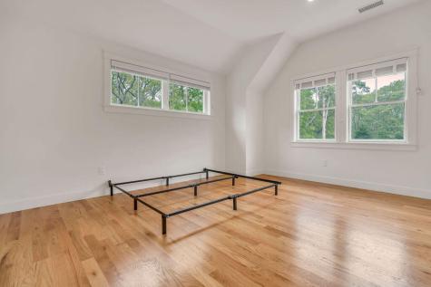 28 Grovedale Road Oak Bluffs MA 02557