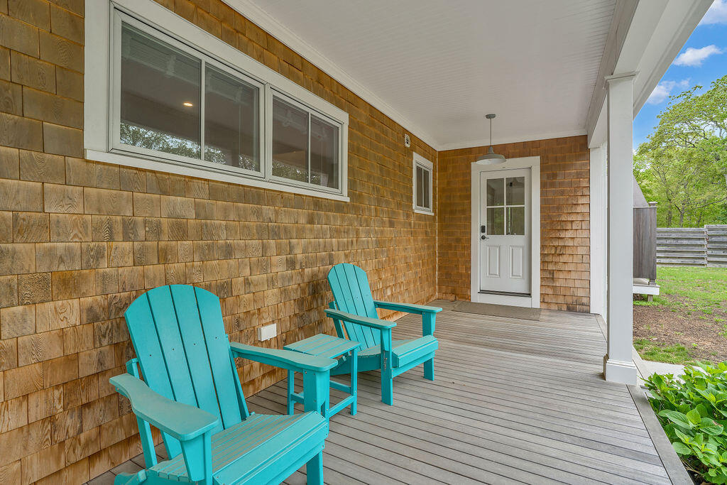 28 Grovedale Road Oak Bluffs MA 02557