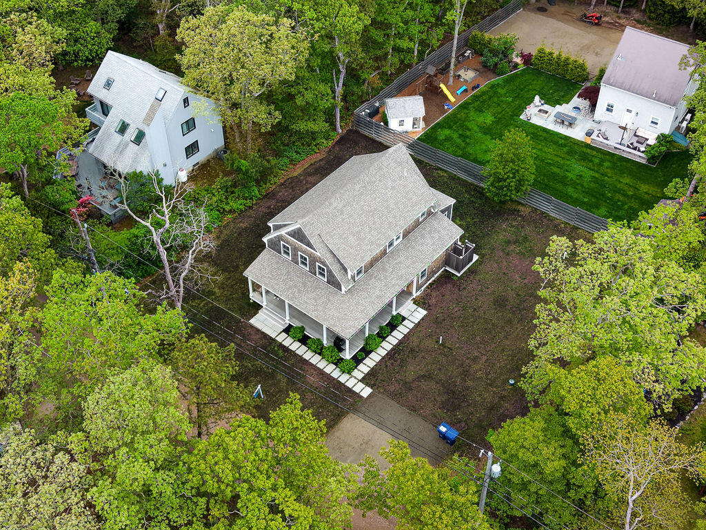 28 Grovedale Road Oak Bluffs MA 02557