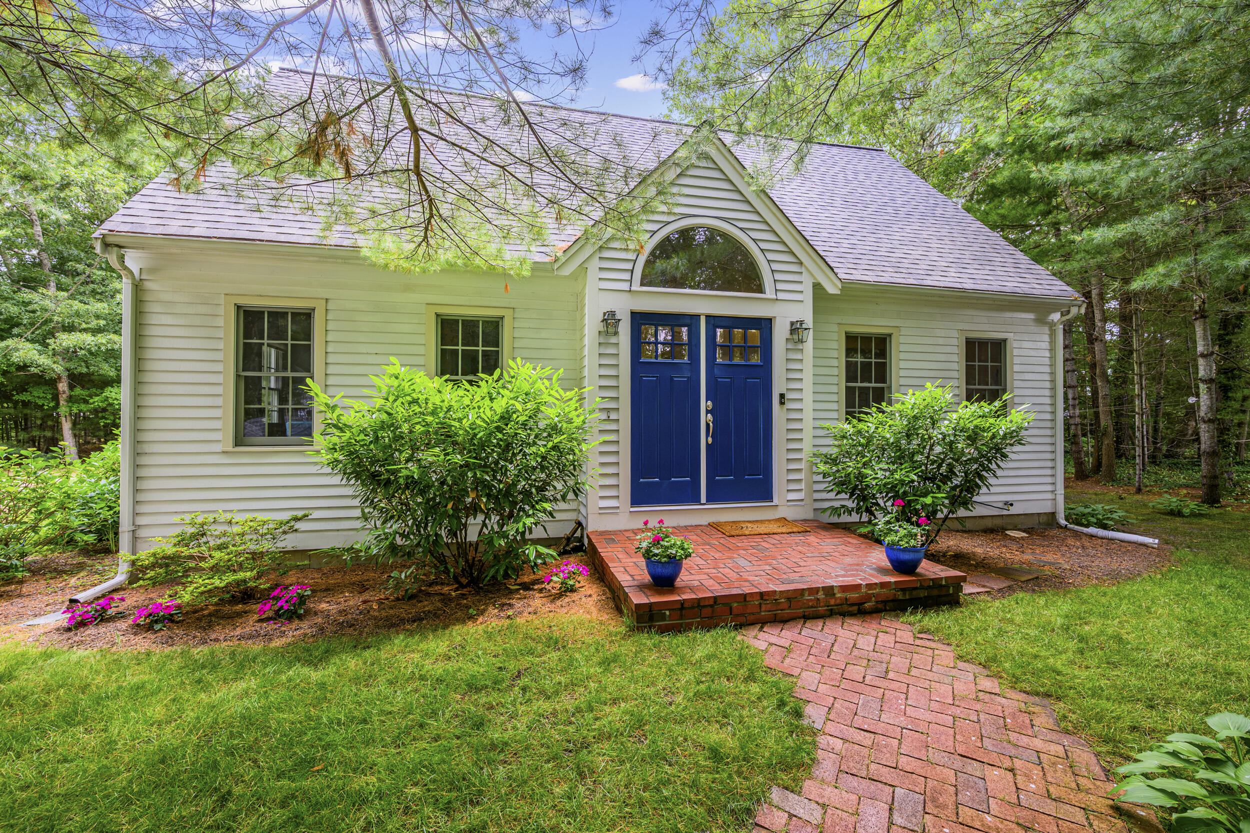 20 Shannon Way Centerville MA 02632
