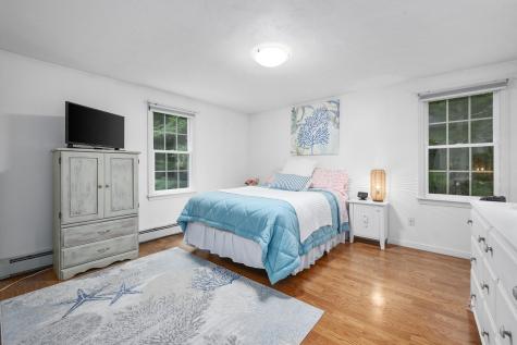 20 Shannon Way Barnstable MA 02632
