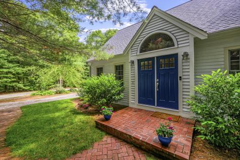 20 Shannon Way Barnstable MA 02632