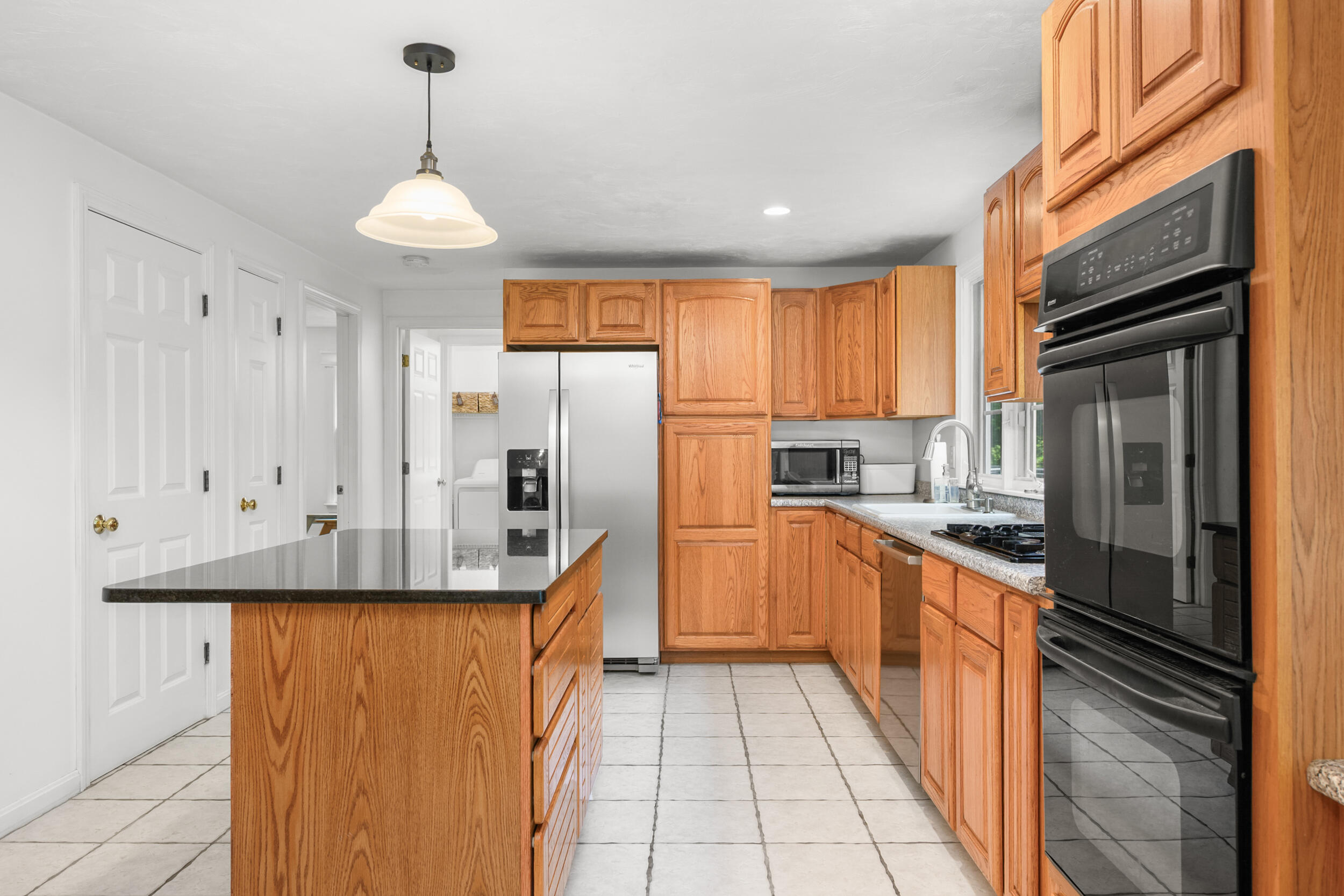 20 Shannon Way Centerville MA 02632
