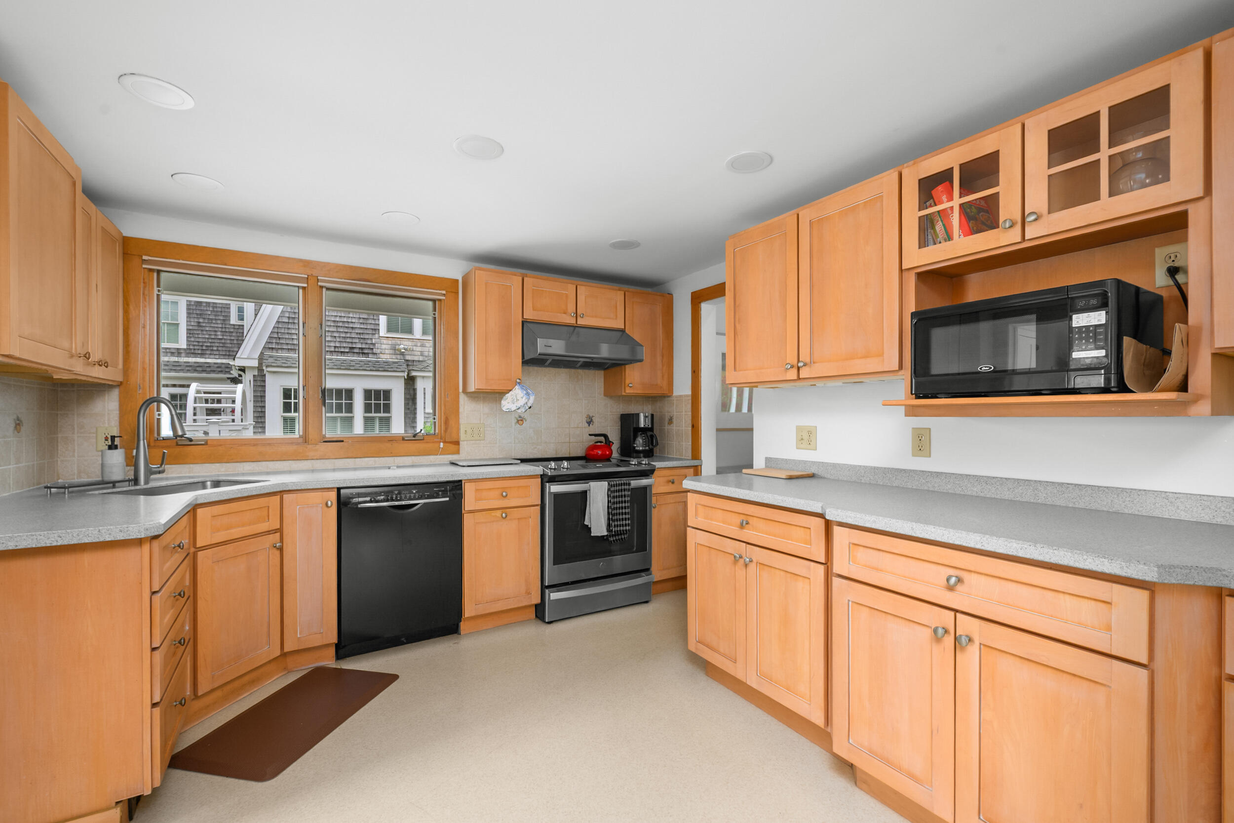 12 Wyndemere Bluffs Road Harwich Port MA 02646