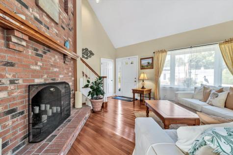 15 Iyanough Road Hyannis MA 02601