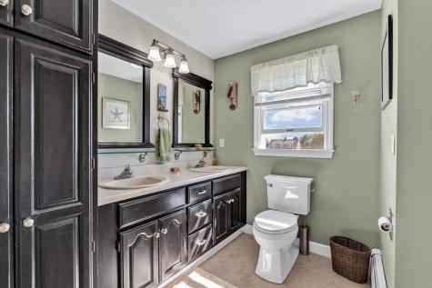 15 Iyanough Road Hyannis MA 02601