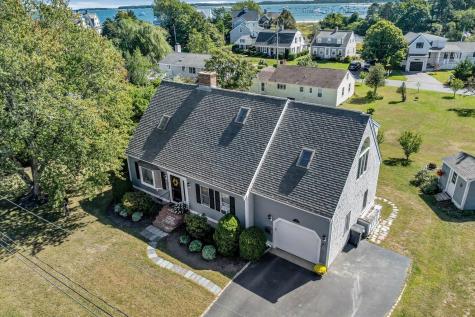 15 Iyanough Road Hyannis MA 02601