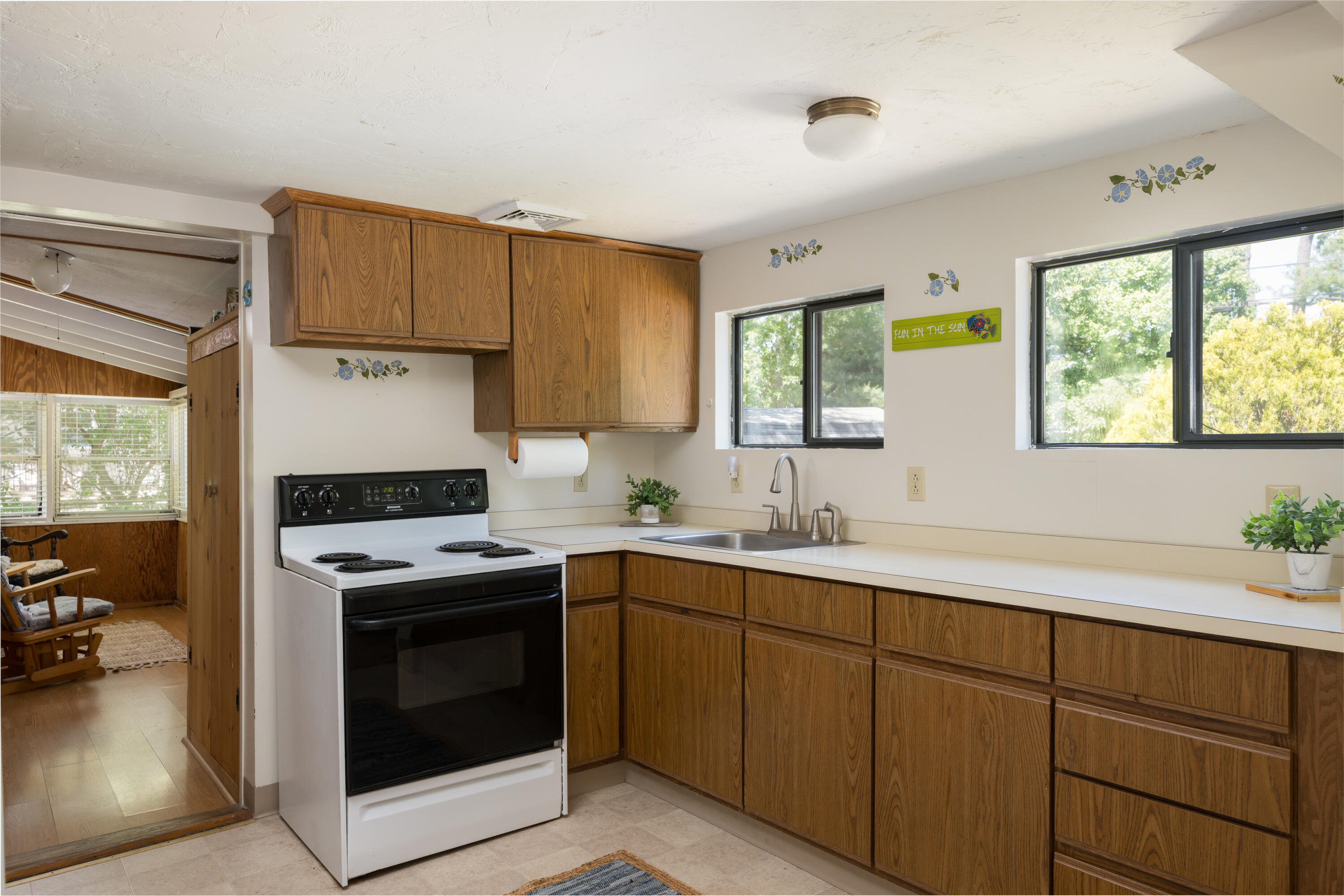 33 Kingwood Street Wareham MA 02571