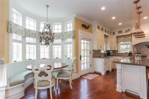 4 Vale Lane Mashpee MA 02649