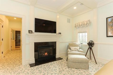 4 Vale Lane Mashpee MA 02649