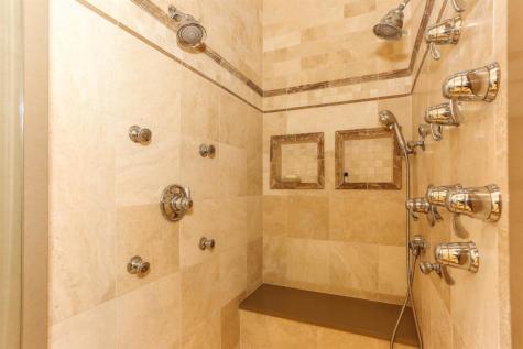 4 Vale Lane Mashpee MA 02649