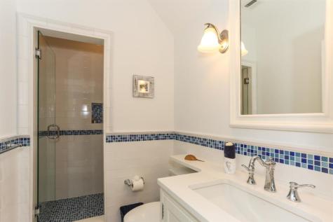 4 Vale Lane Mashpee MA 02649