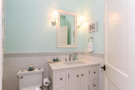 4 Vale Lane Mashpee MA 02649
