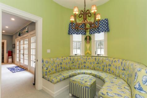 4 Vale Lane Mashpee MA 02649