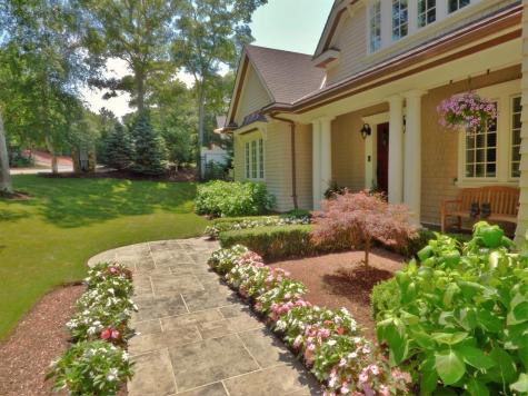 4 Vale Lane Mashpee MA 02649
