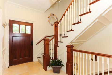 4 Vale Lane Mashpee MA 02649