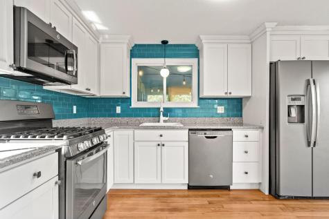 16 Off Conwell Street Provincetown MA 02657