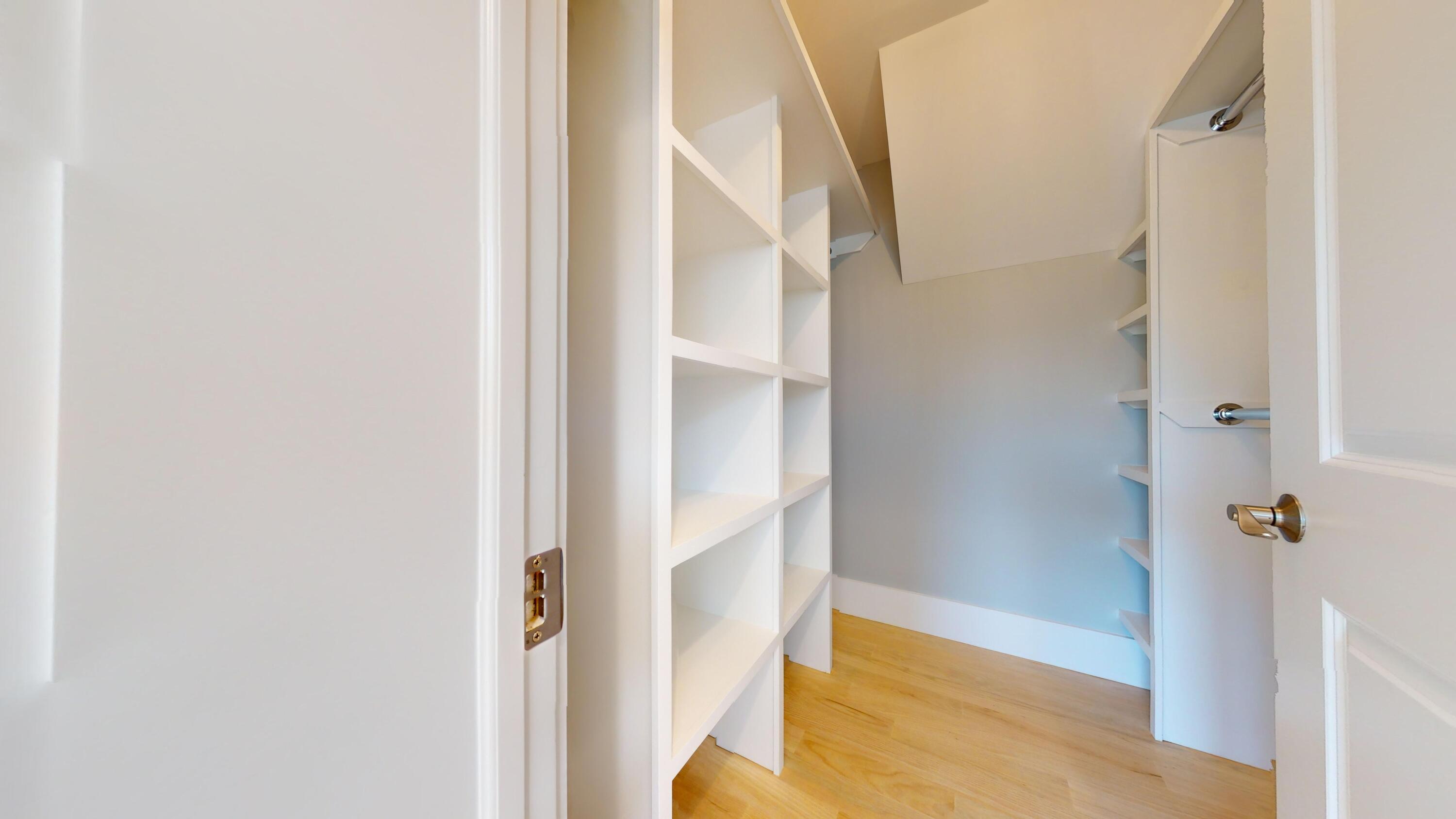 17 Crest Circle Yarmouth MA 02673