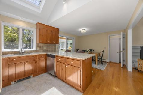 11 Little Marsh Lane MA 02645
