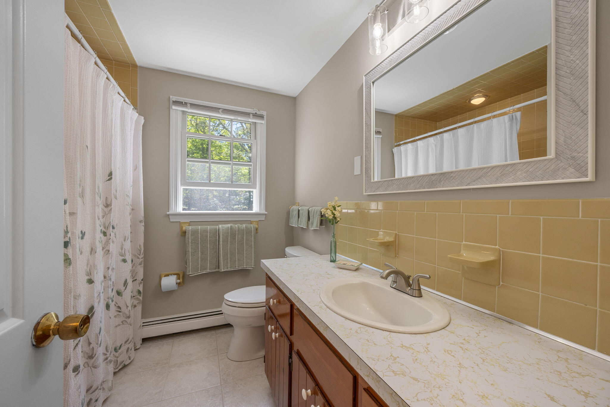 11 Little Marsh Lane MA 02645