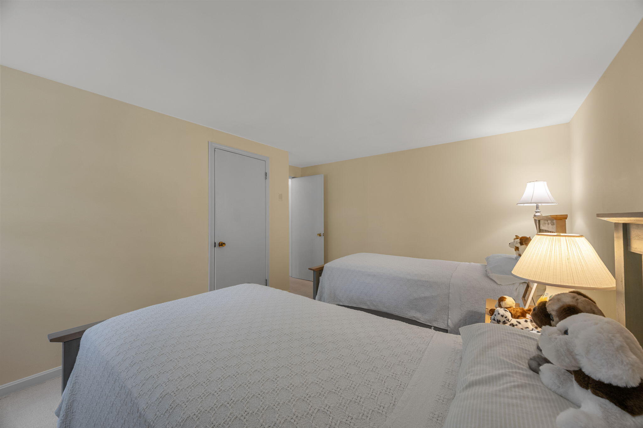 11 Little Marsh Lane MA 02645