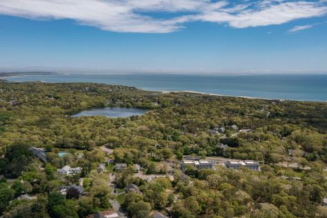 11 Little Marsh Lane MA 02645