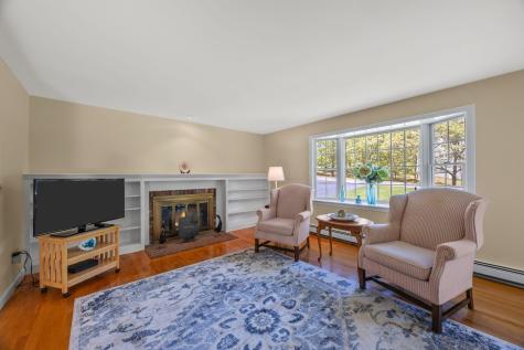 11 Little Marsh Lane MA 02645