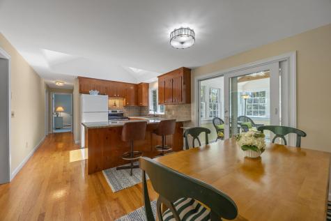 11 Little Marsh Lane MA 02645