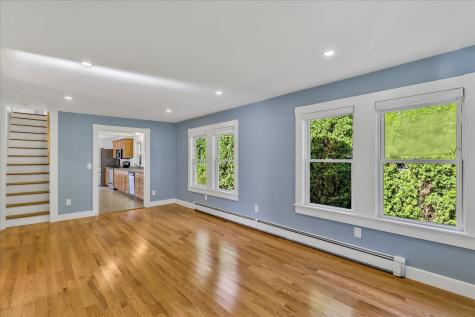 33 Oakwood Avenue Falmouth MA 02540