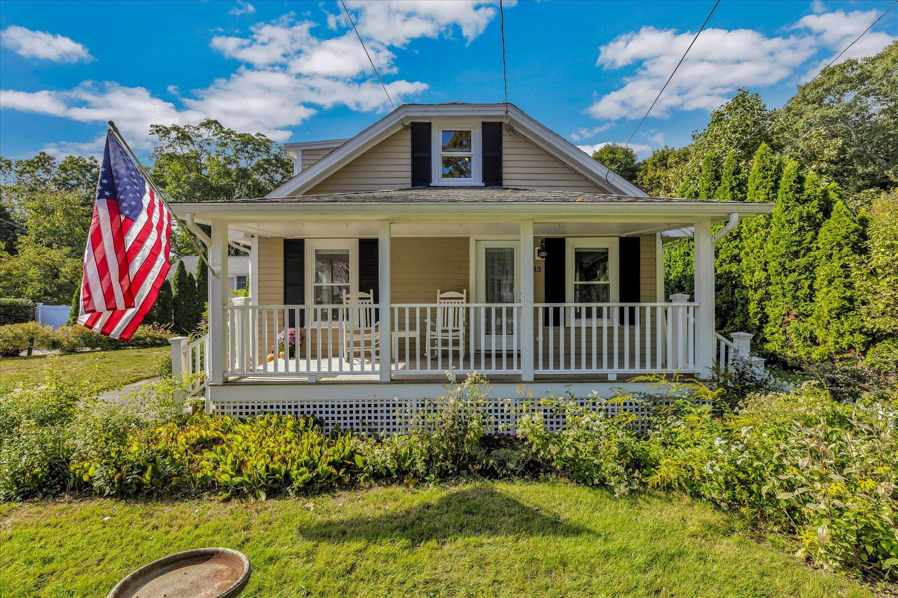 33 Oakwood Avenue Falmouth MA 02540