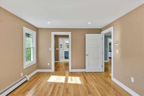 33 Oakwood Avenue Falmouth MA 02540