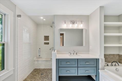 33 Oakwood Avenue Falmouth MA 02540