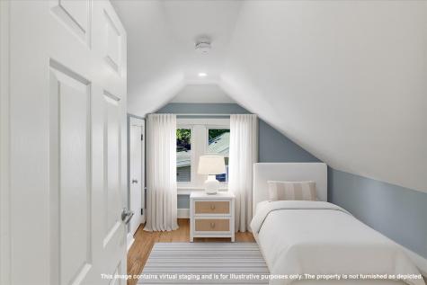 33 Oakwood Avenue Falmouth MA 02540