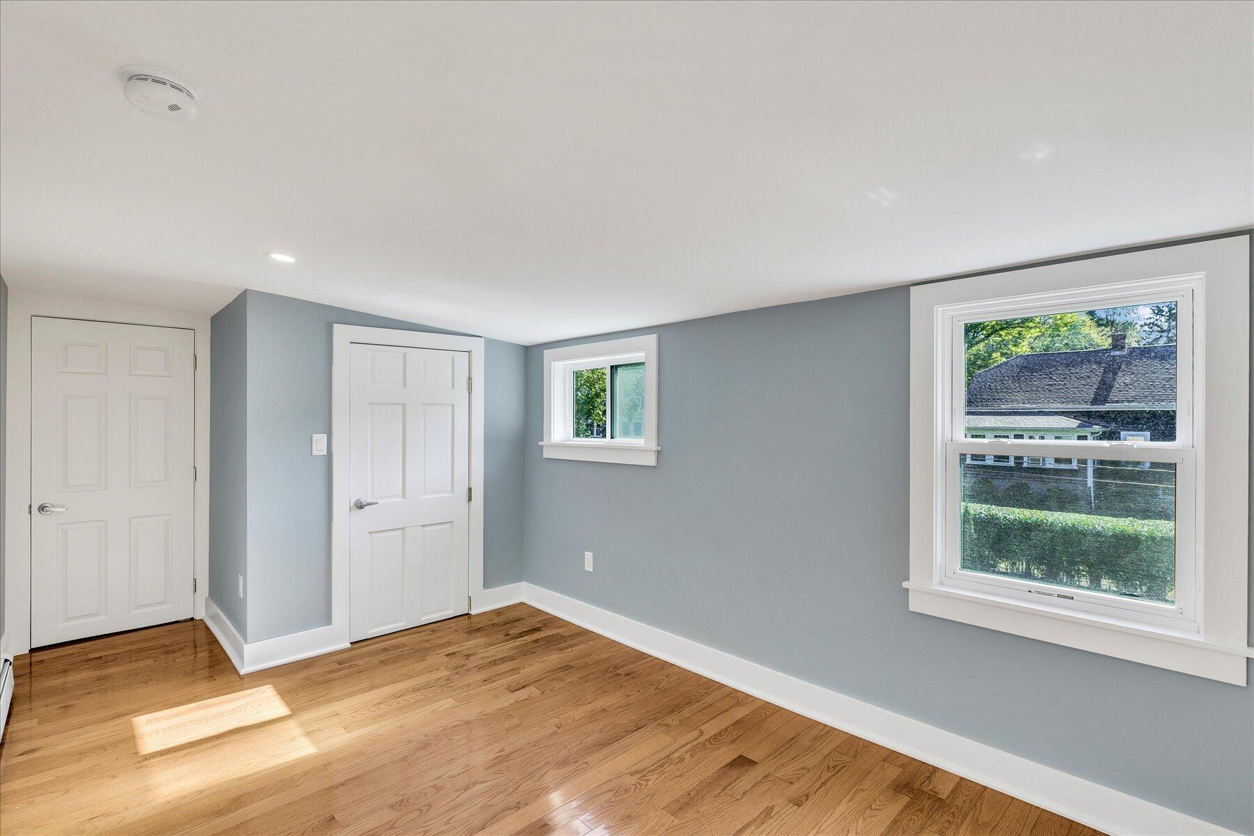 33 Oakwood Avenue Falmouth MA 02540