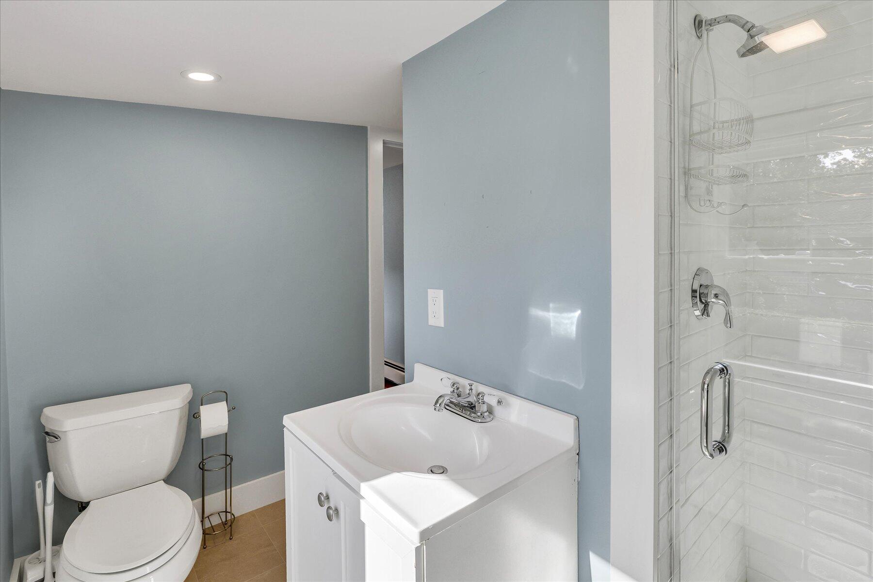 33 Oakwood Avenue Falmouth MA 02540