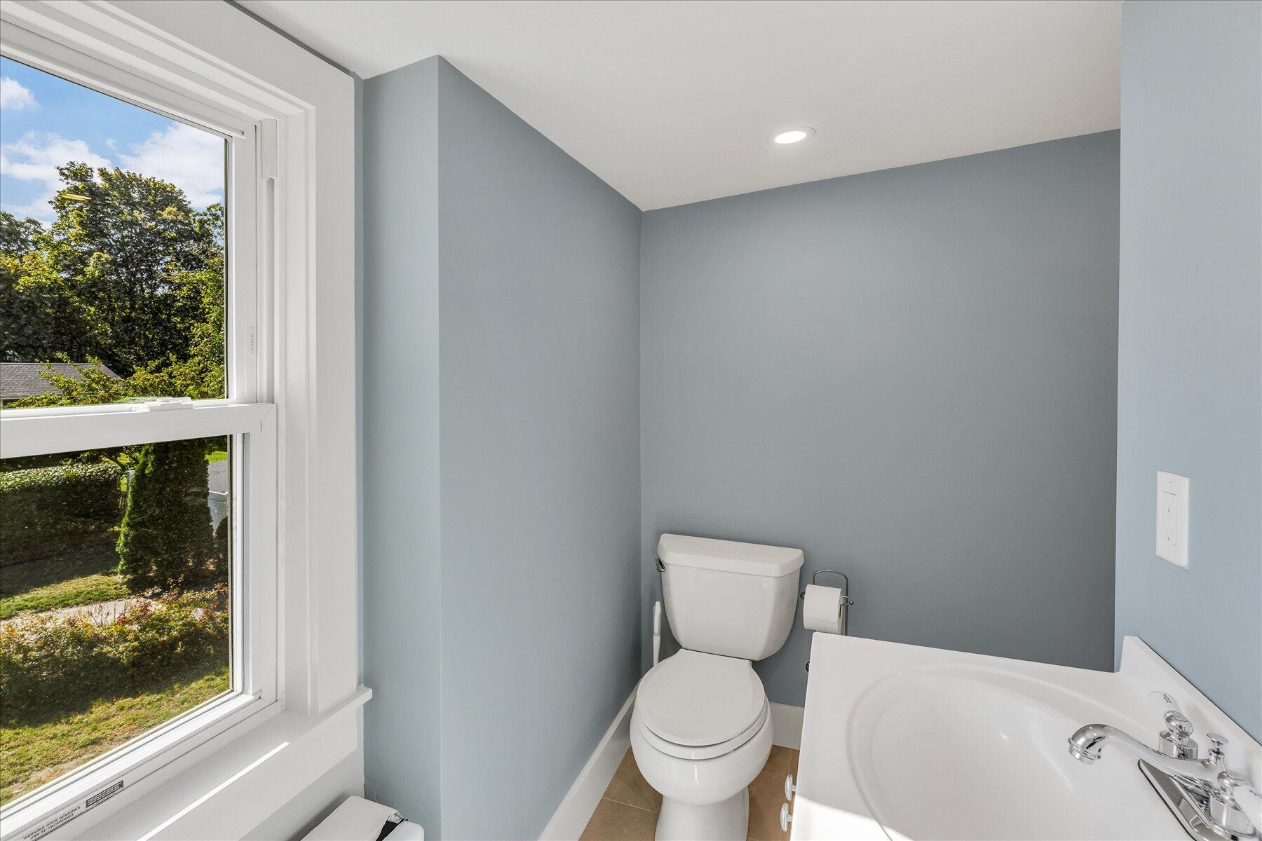 33 Oakwood Avenue Falmouth MA 02540