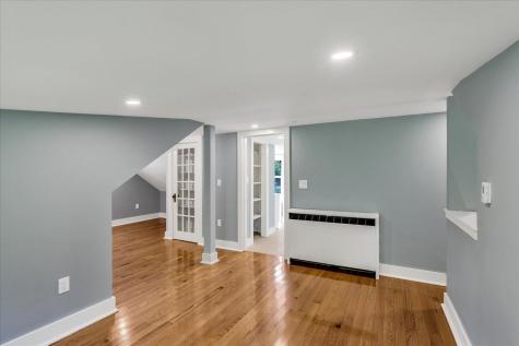 33 Oakwood Avenue Falmouth MA 02540