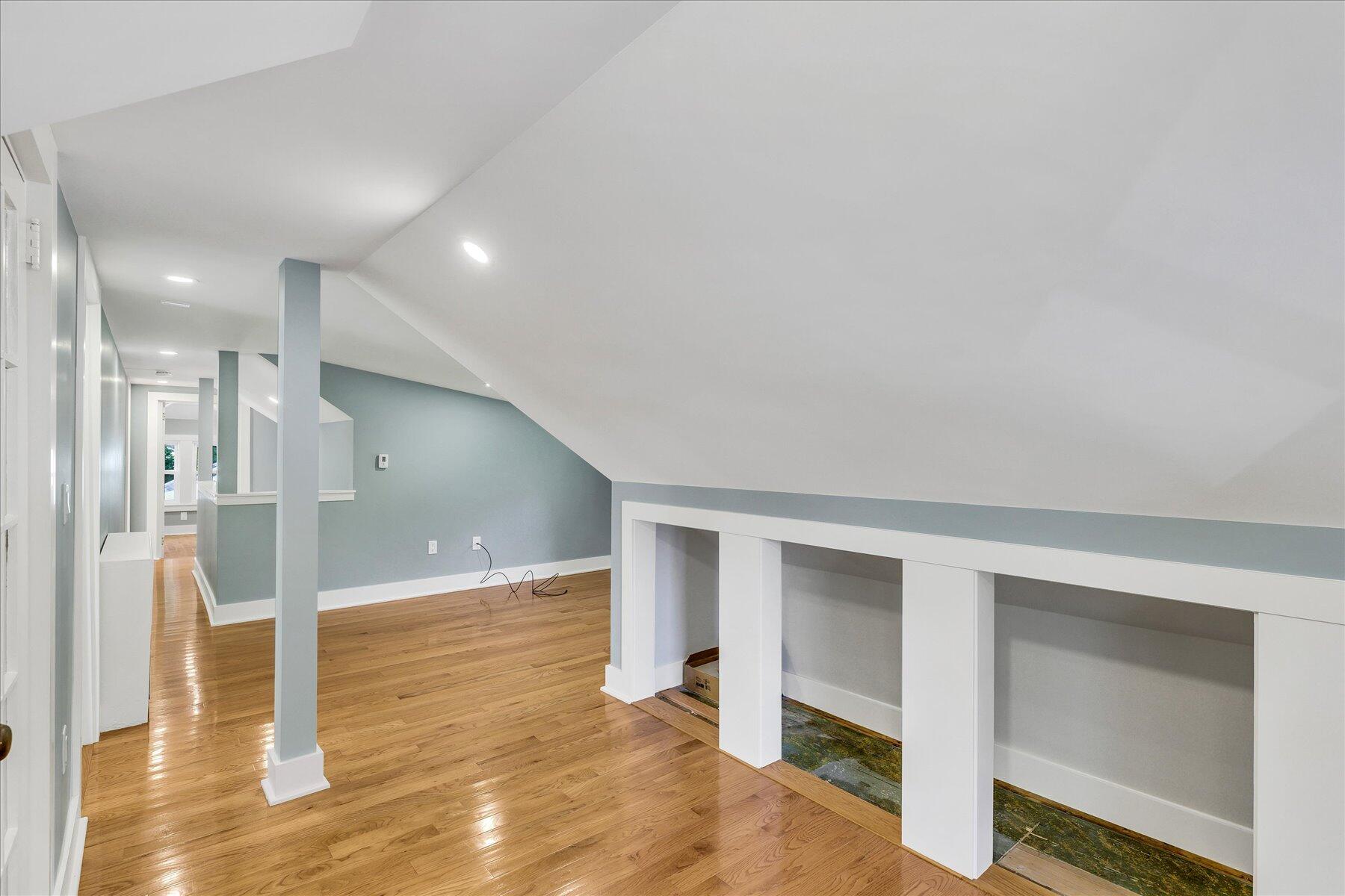 33 Oakwood Avenue Falmouth MA 02540