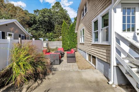 33 Oakwood Avenue Falmouth MA 02540