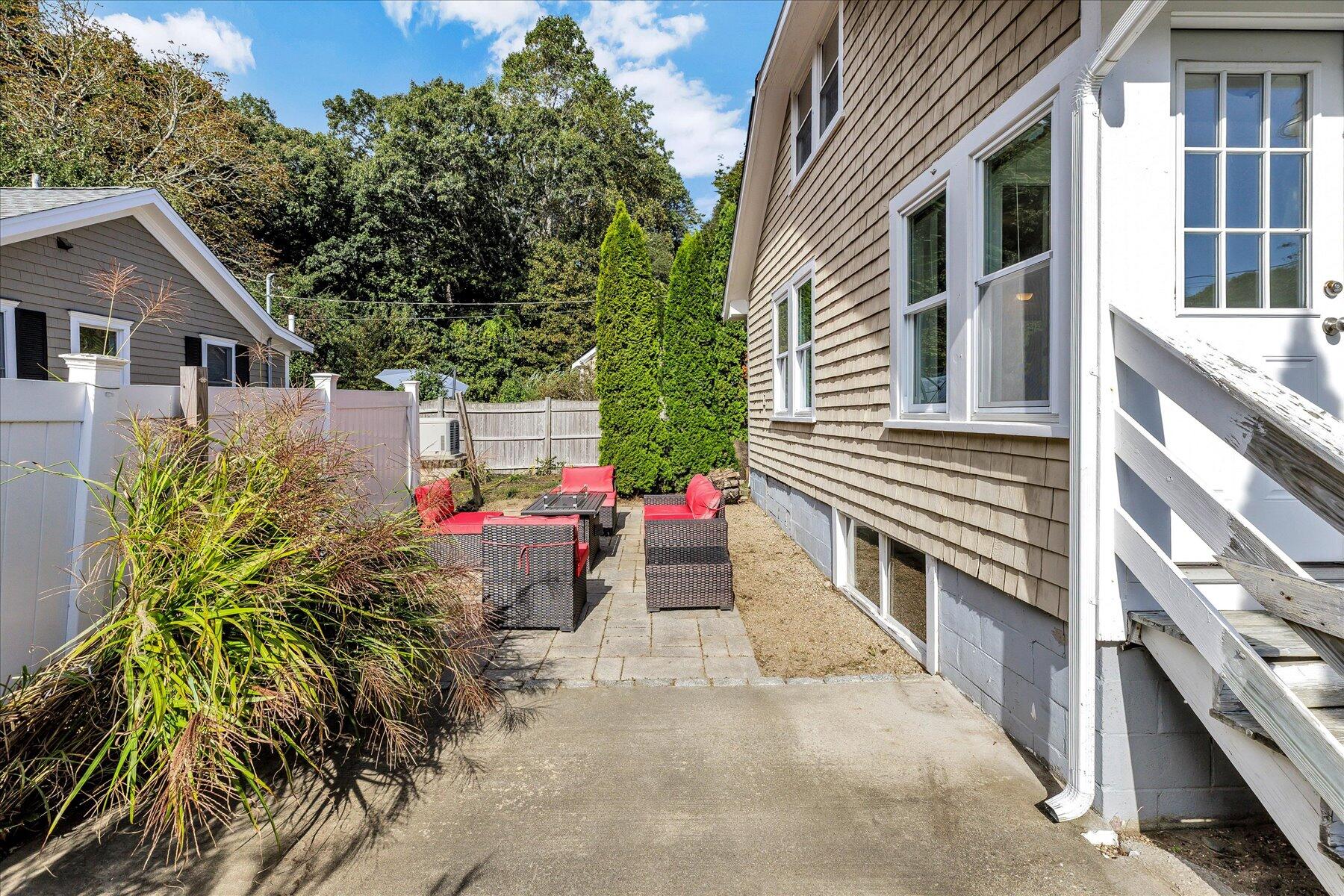 33 Oakwood Avenue Falmouth MA 02540