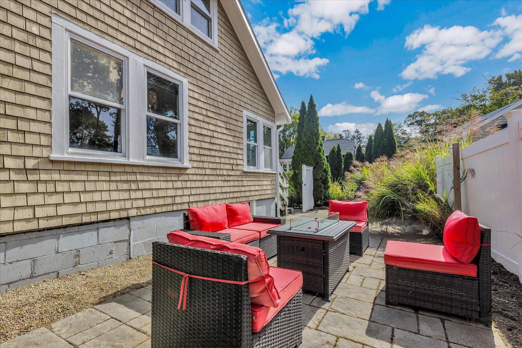 33 Oakwood Avenue Falmouth MA 02540