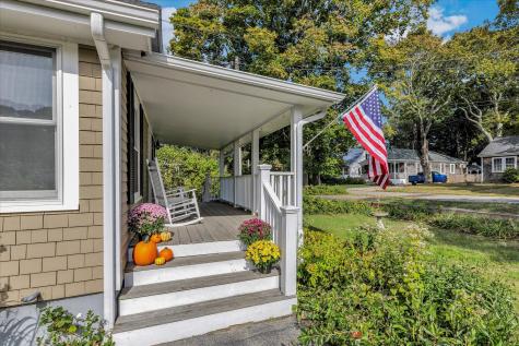 33 Oakwood Avenue Falmouth MA 02540