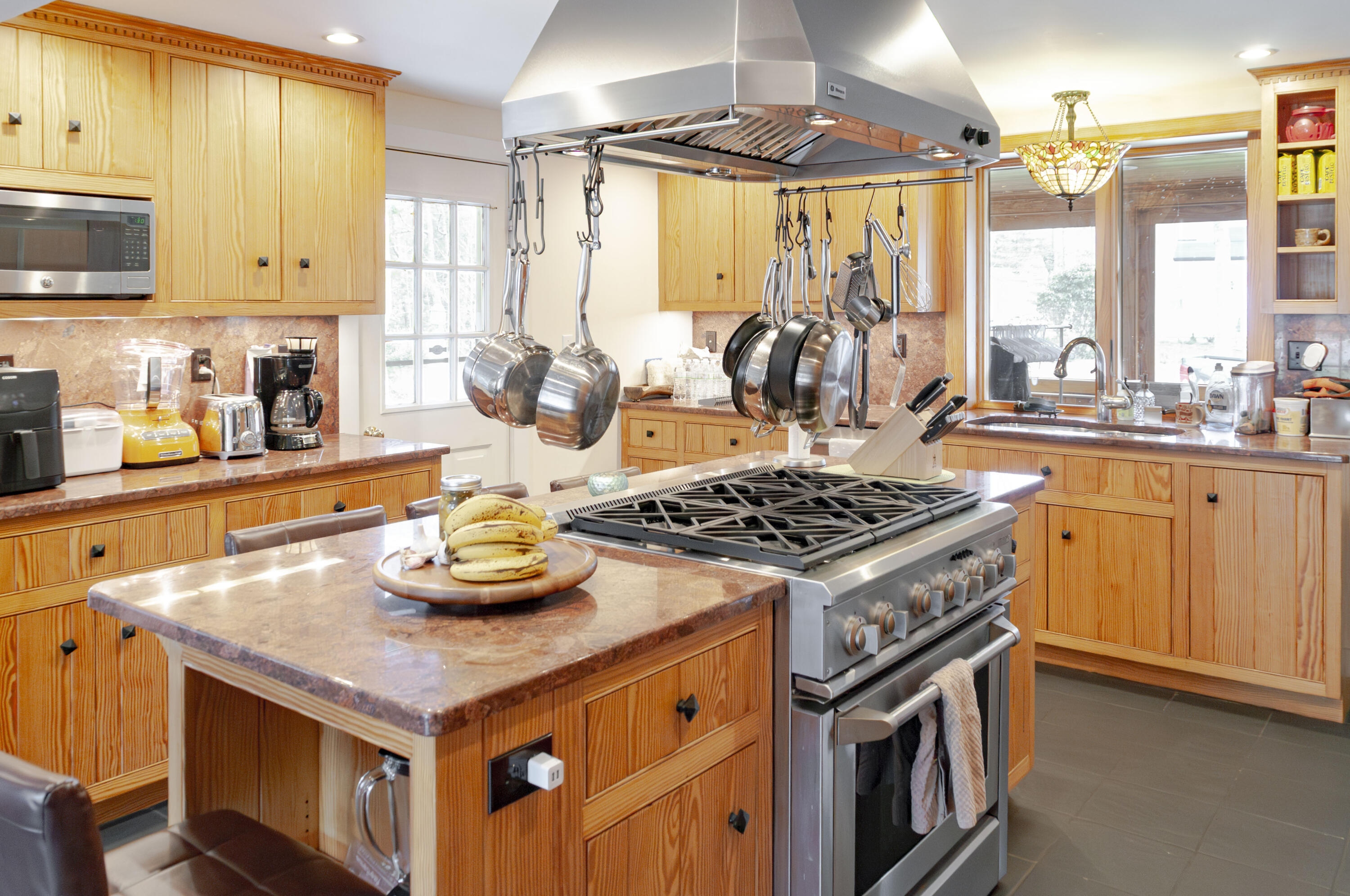 541 Flint Street Barnstable MA 02648