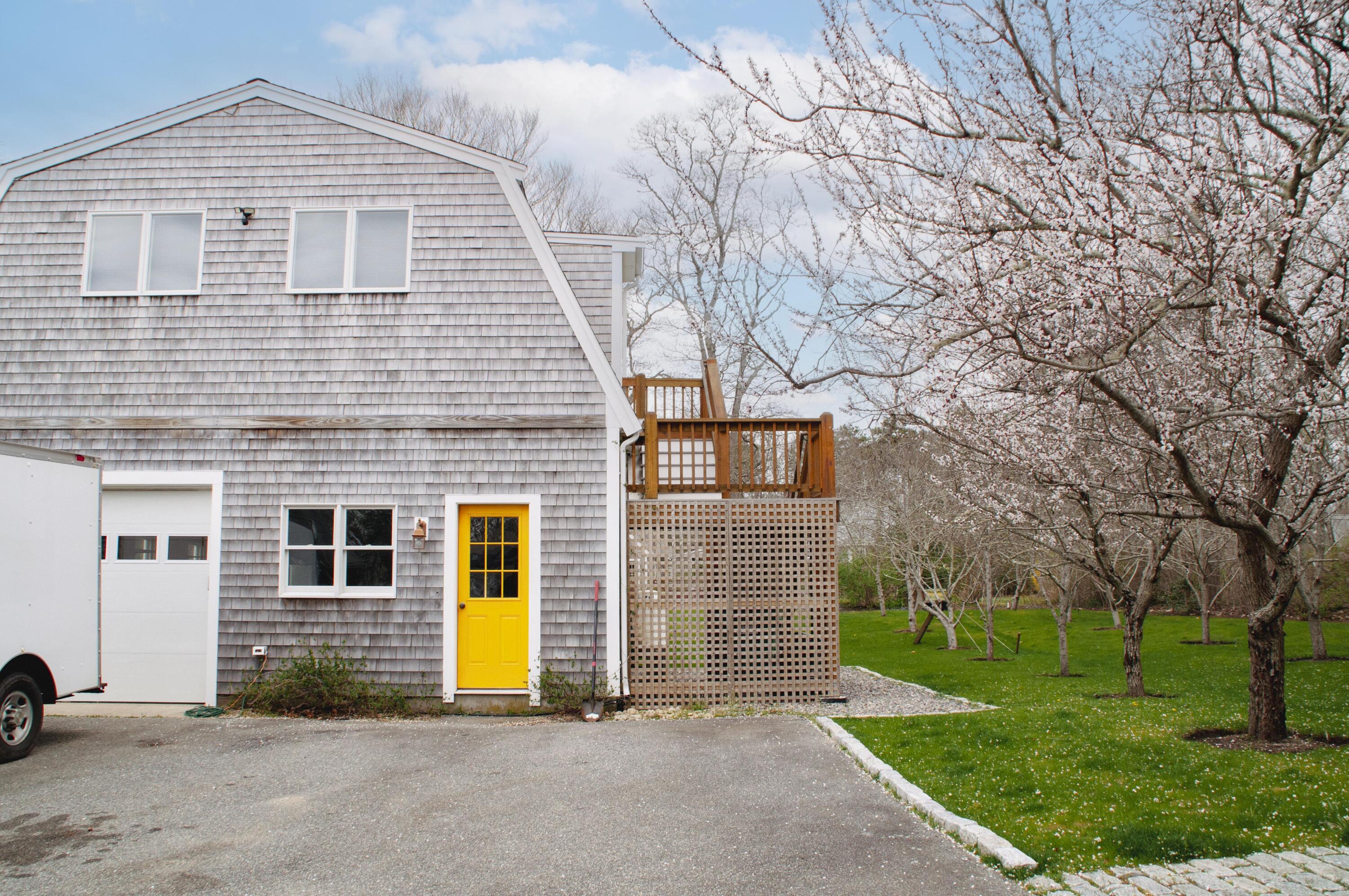 541 Flint Street Barnstable MA 02648